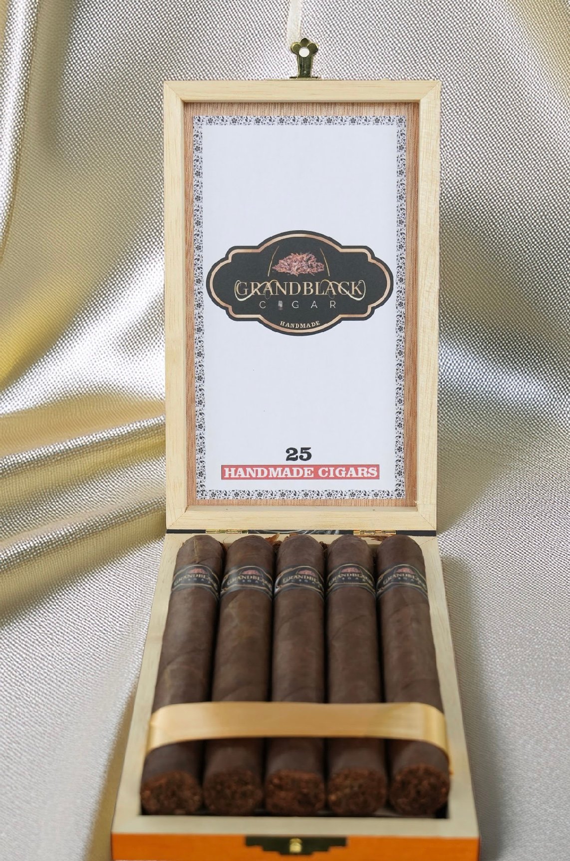 Box of 25 Cigar Dark Obscuro - Image 1