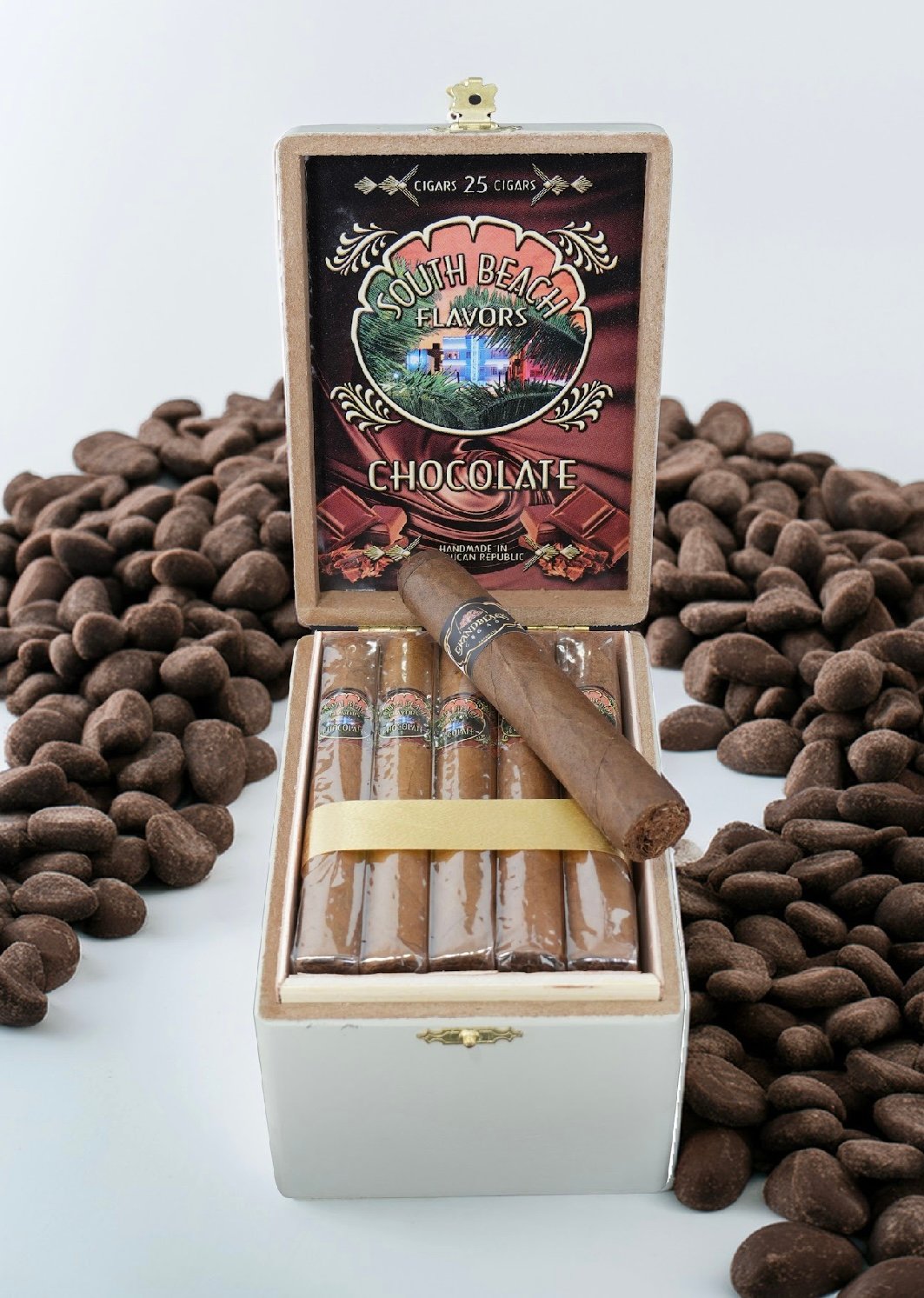 Box of 25 Coffee-Flavored Cigars - Image 1